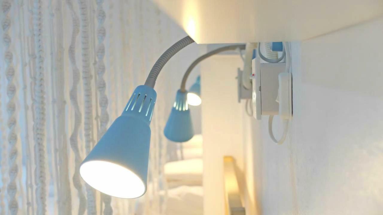 A Dude Mini Hostel (Adults Only) 치앙마이 외부 사진
