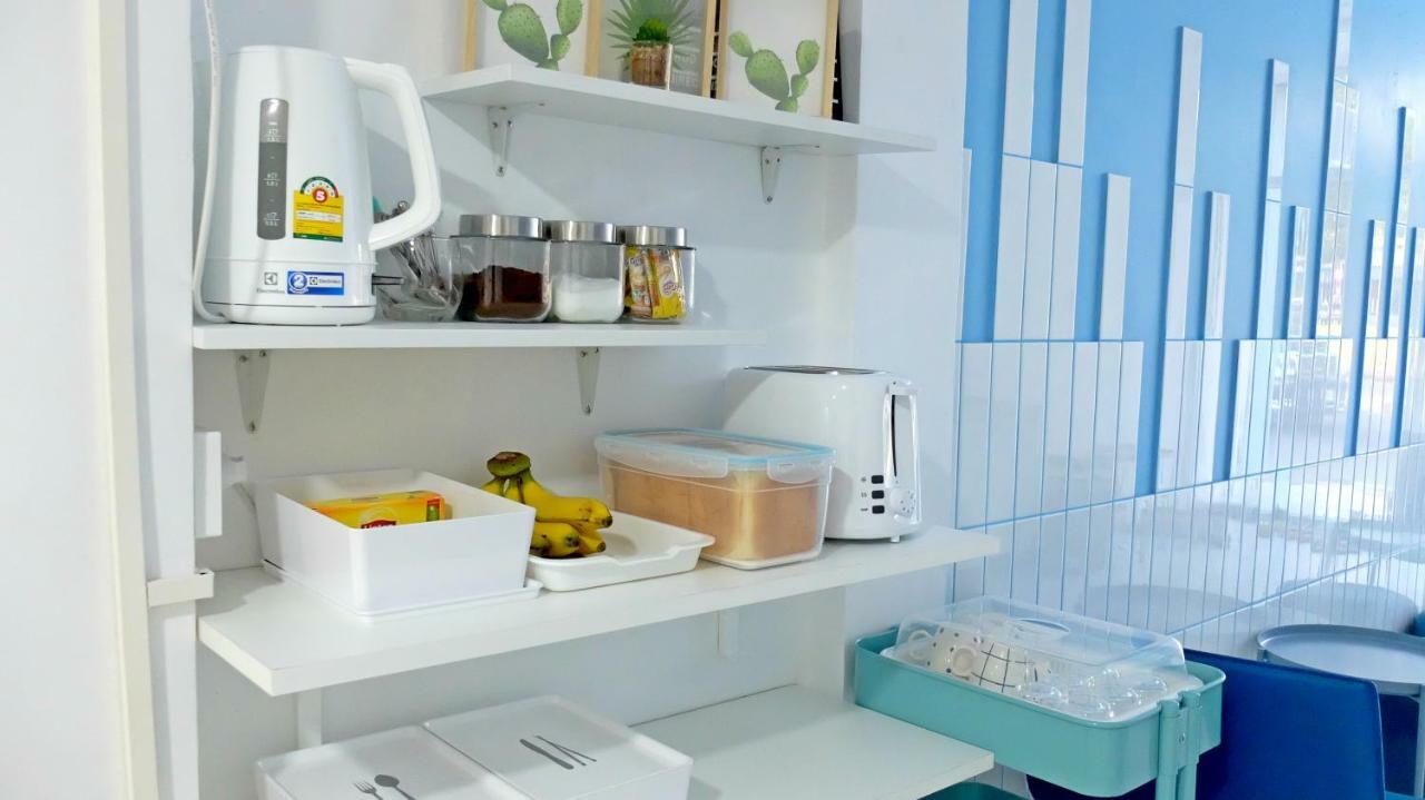 A Dude Mini Hostel (Adults Only) 치앙마이 외부 사진