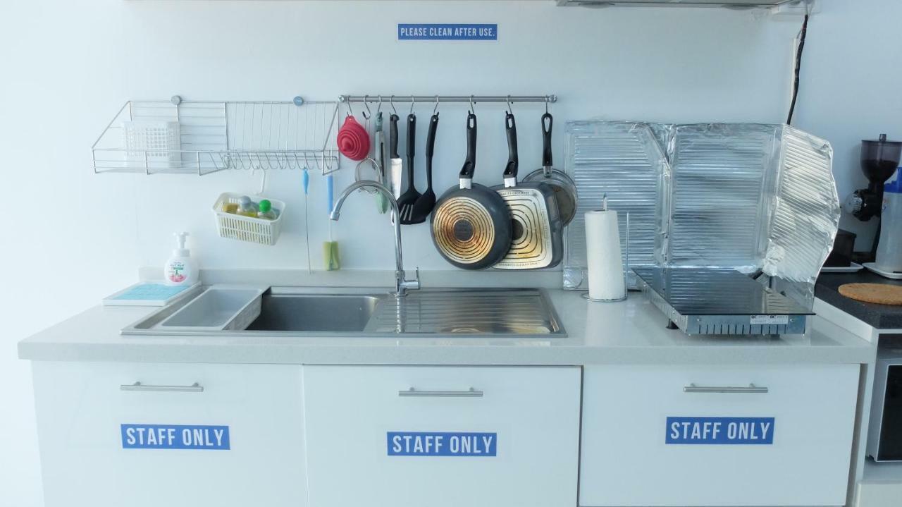 A Dude Mini Hostel (Adults Only) 치앙마이 외부 사진